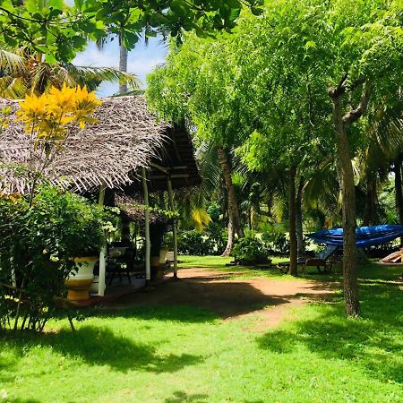 Lake View Cabana Paradise & Villa Tangalle Exterior photo