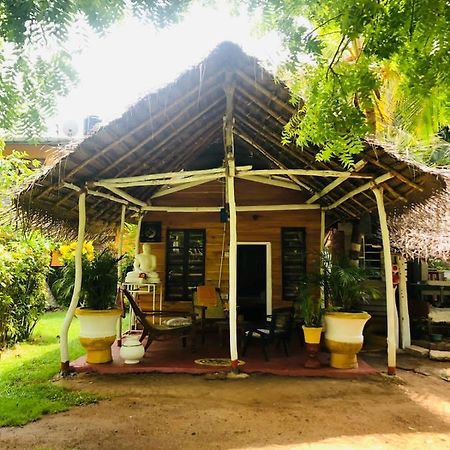 Lake View Cabana Paradise & Villa Tangalle Exterior photo