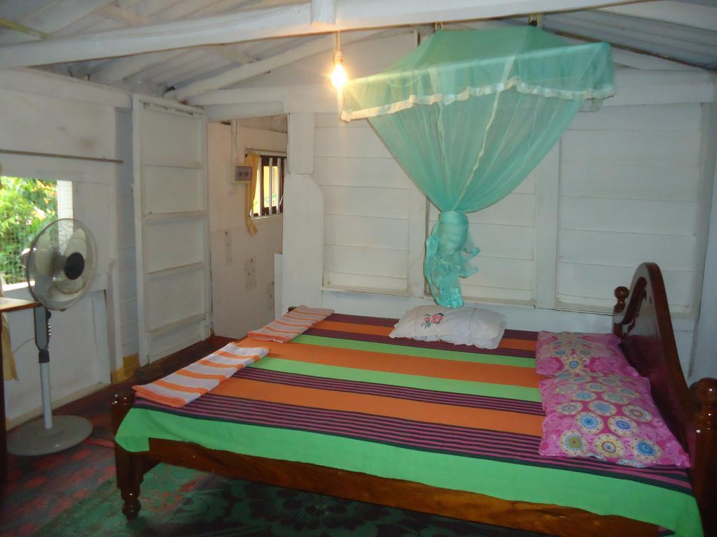 Lake View Cabana Paradise & Villa Tangalle Exterior photo